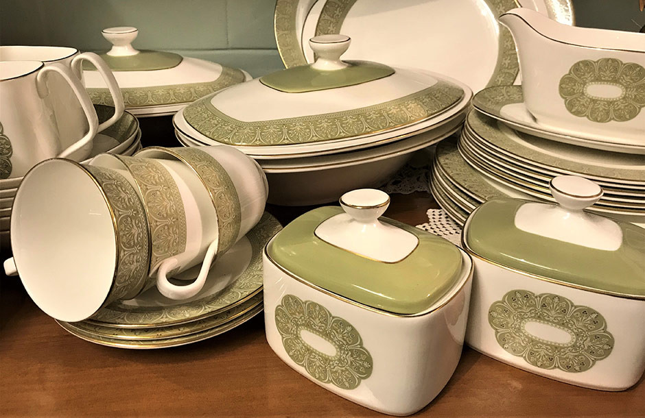 How to Know if Pottery Is Valuable Expert Tips! Meaningful Spaces